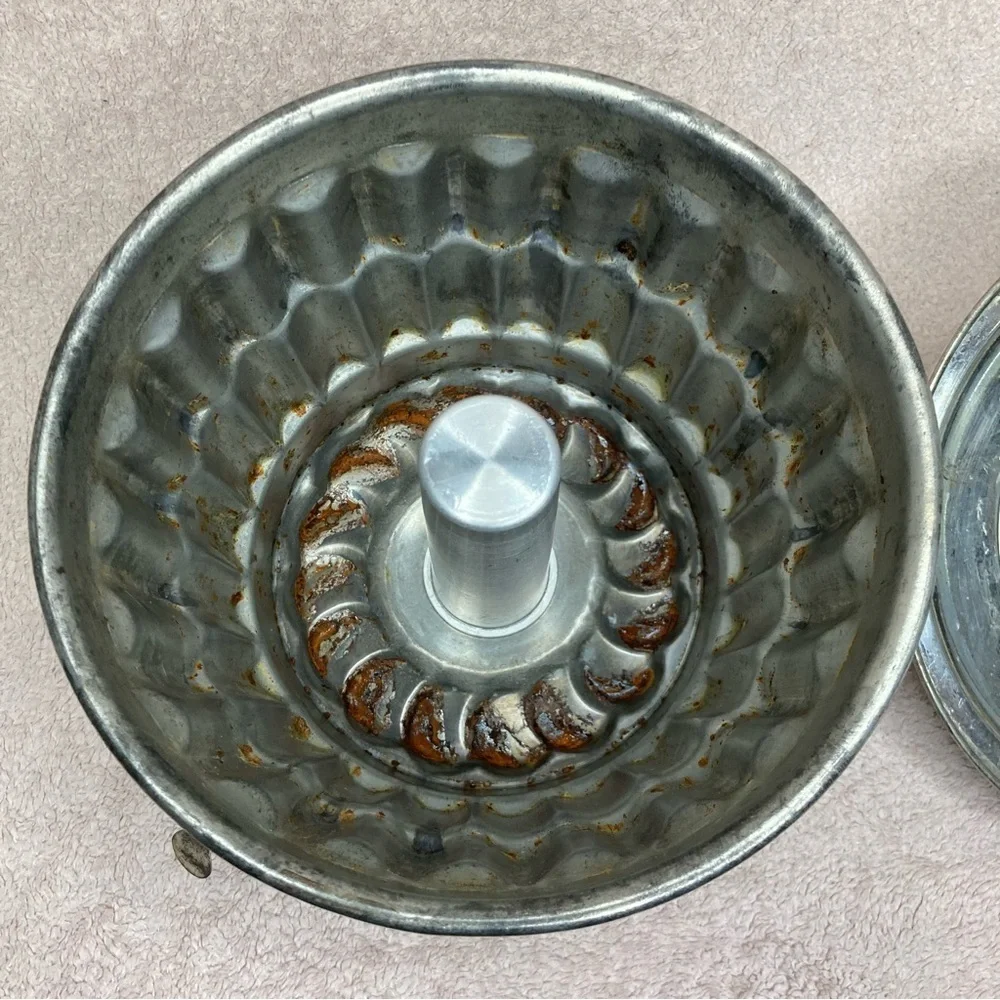Antique 1920s Steamed Pudding Pudding/Cake Mold Lid Vintage VTG Retro Primitive